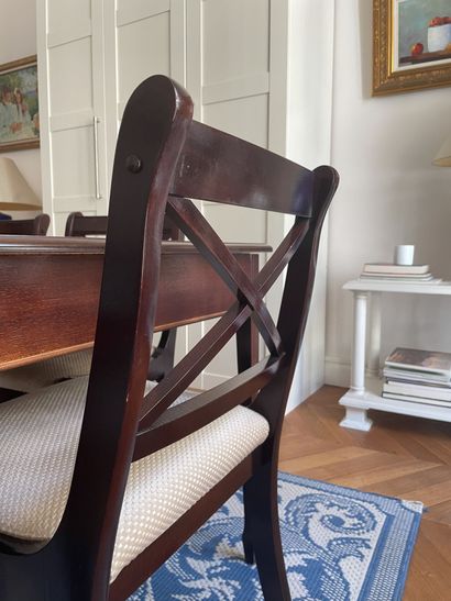 MOBILIER CLASSIQUE
Suite de 6 chaises en...