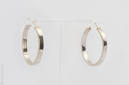 SET OF GOLD EARRING PAIRS
Set in 18K yellow...