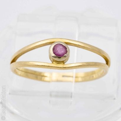 GOLD SET INCLUDING RINGS AND A NECKLACE
18K...