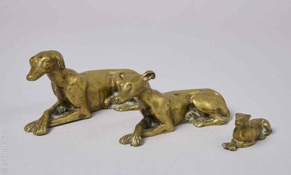 SCULPTURES - BRONZES
Set of three natural...