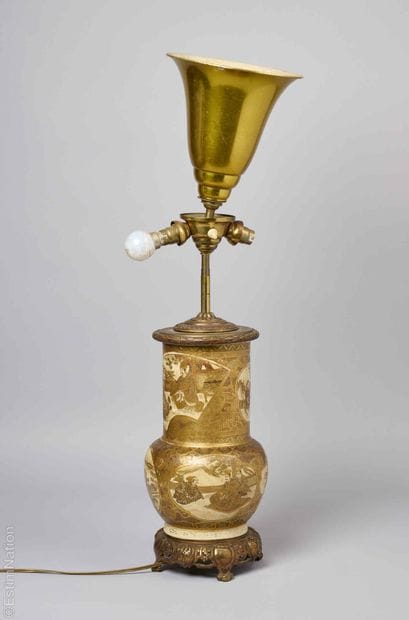 JAPAN
Earthenware vase with low body and...