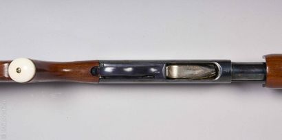 FUSIL A POMPE
Fusil à pompe Remington model...