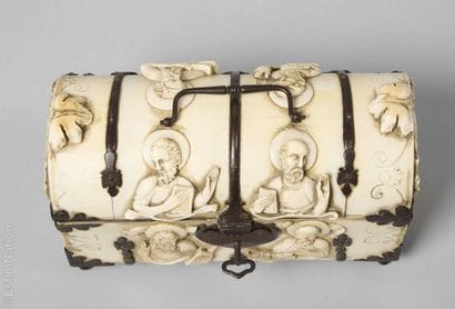HISTORICIST DECORATIVE ARTS - 19TH CENTURY...