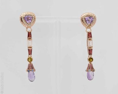 AMETHYST AND GARNET EARRINGS
Pair of 925/°°...