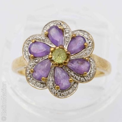 MATY - 9K GOLD RING WITH AMETHYST, DIAMONDS,...