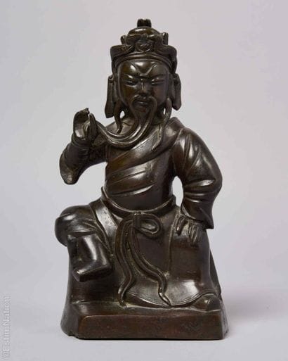 ASIA 
Bronze statuette of Guanyu, the guardian...
