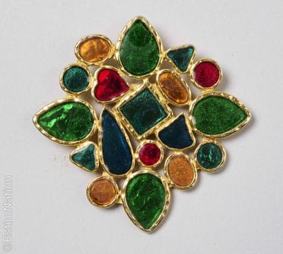 EDOUARD RAMBAUD PARIS
BROCHE en métal doré...