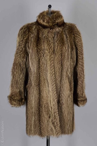 VALÈRE FOURRURE
MANTEAU 7/8ème en marmotte...