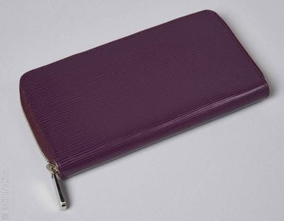 LOUIS VUITTON PAR MARC JACOBS (2008)
PORTEFEUILLE...