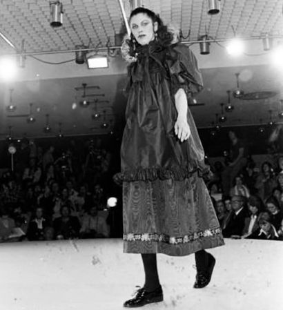SAINT LAURENT RIVE GAUCHE (COLLECTION AUTOMNE-HIVER...