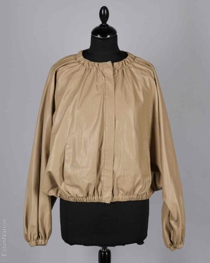 LANVIN EN BLEU (LICENSE JAPONAISE)
BLOUSON...