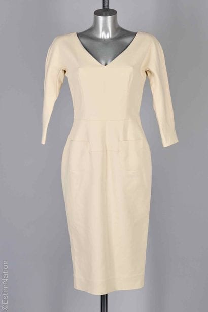 VICTORIA BECKHAM
ROBE 