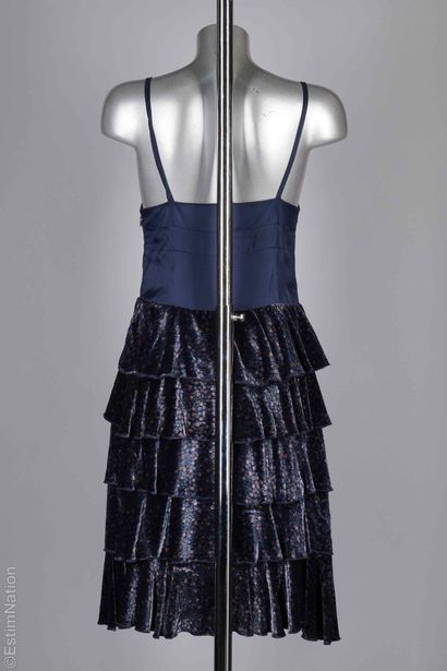 MARC JACOBS
ROBE à bretelles en satin rayonne...