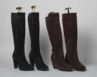 PRADA, TOD'S
DEUX PAIRES DE BOTTES en peau...
