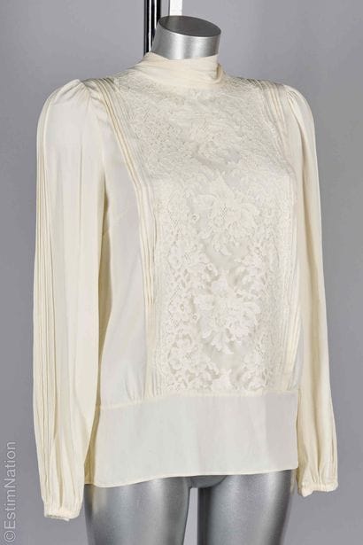 DOLCE & GABBANA
BLOUSE en soie blanc cassé,...