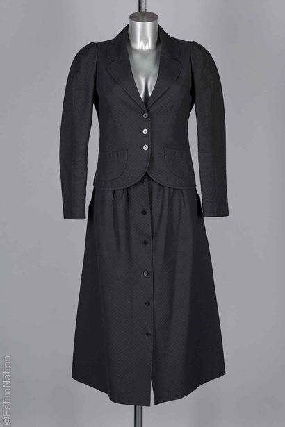 LANVIN CIRCA 1985, ANONYME
ENSEMBLE en piqué...