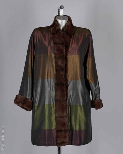 YVES SALOMON
MANTEAU-PELISSE 3/4 en taffetas...