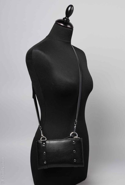 VIVIENNE WESTWOOD
SAC portefeuille agrémenté...