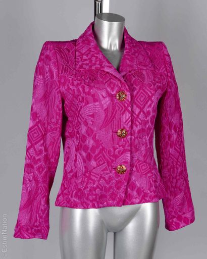DANS LE GOÛT DE YVES SAINT LAURENT, ANONYME
VESTE...