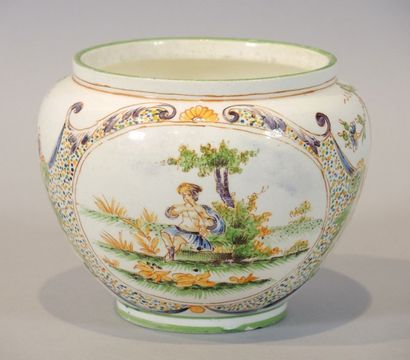BOUILLON SEVRES
Bouillon en porcelaine polychrome...