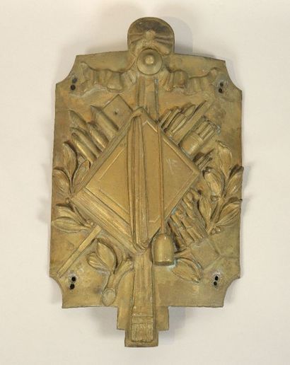 ENSEIGNE XVIIIème siècle
Plaque en bronze...