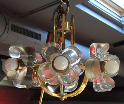 LUSTRE & SUSPENSIONS
Lustre à 6 bras de lumière...