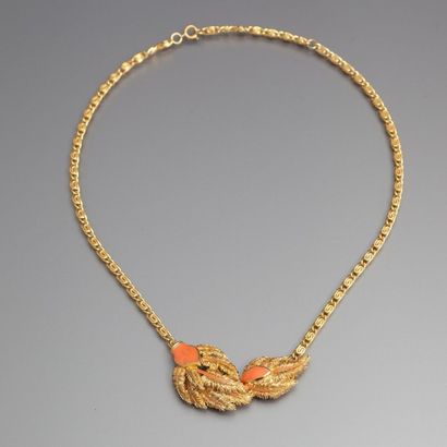 BALENCIAGA - (années 1970)
Collier en maille...