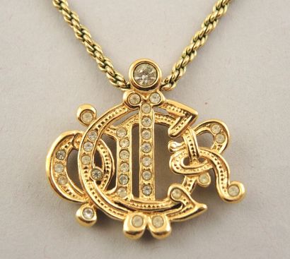 Christian Dior - (années 1990)
Petit pendentif...