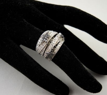 Thierry Mugler - 
Rare bague de défilé éditée...