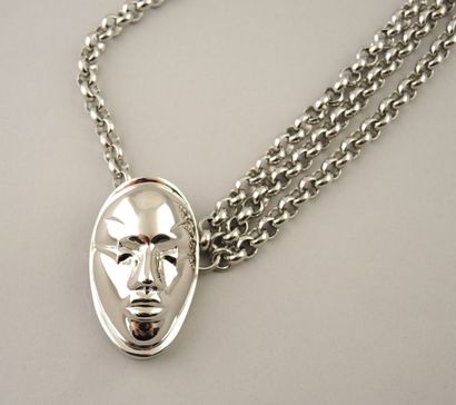 Thierry Mugler - 
Collier-sautoir trois rangs...