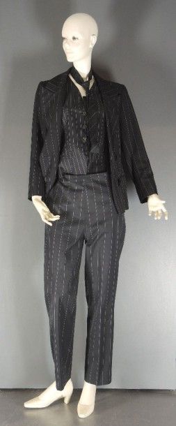 Yves SAINT LAURENT Rive Gauche
Ensemble pour...