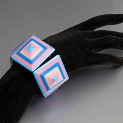 TRAVAIL FRANÇAIS - (années 1980)
Bracelet...
