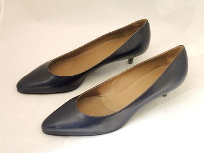 HERMÈS - Paris
Paire d'escarpins en cuir...
