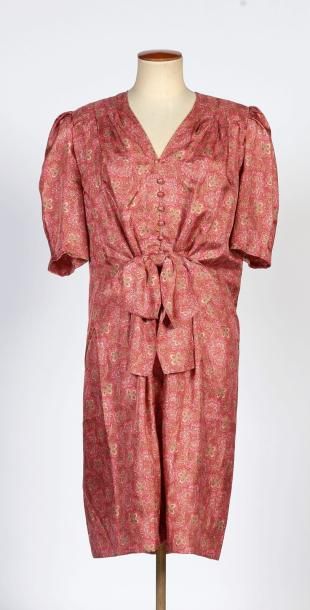 JALAIN COUTURE vintage
ROBE en soie imprimée...