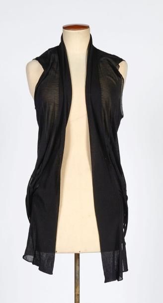 PLEIN SUD, IKITO, COLLECTION 
TOP asymétrique...