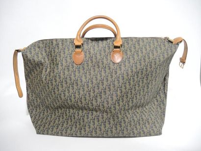 CHRISTIAN DIOR VINTAGE
SAC DE WEEK-END en...