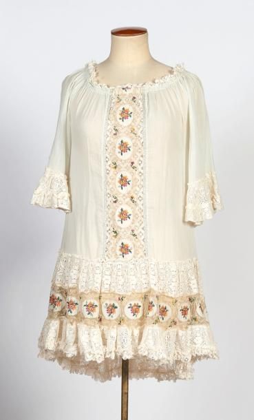 ANTICA SARTORIA, BELIEVE
ROBE volantée en...
