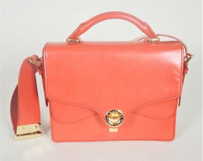 MARC by Marc Jacobs
SAC d'inspiration cartable...