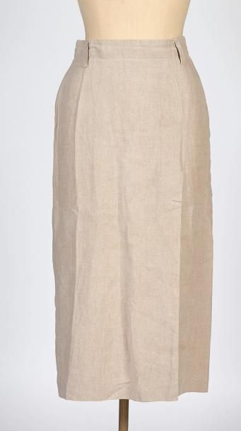 MAX MARA, INFINITF
DEUX PANTALONS en laine...