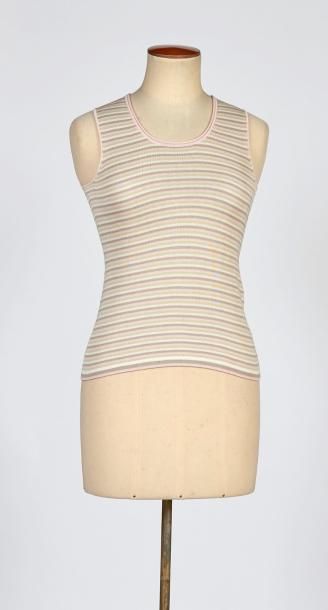 FERAUD, TERRE MER
ROBE en laine et soie écrue...