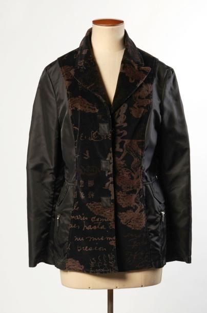 KENZO Vintage, KENZO JEANS Vintage
ROBE portefeuille...