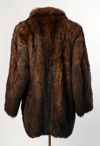 Yves SAINT LAURENT fourrures
MANTEAU en opossum...