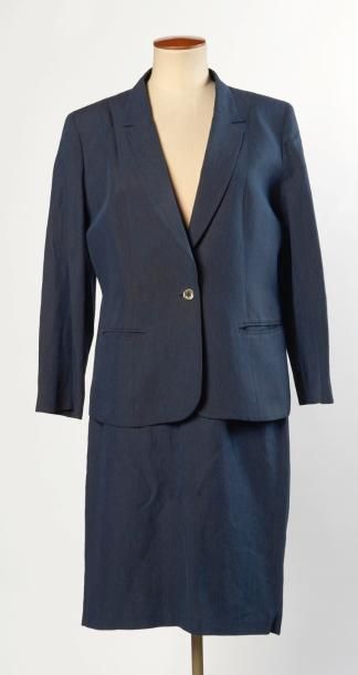 SALVATORE FERRAGAMO, GUY LAROCHE vintage
TAILLEUR...