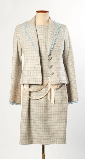 LAUNDRY by SHELLI SEGAL 1995, REBECCA TAYLOR
ENSEMBLE...