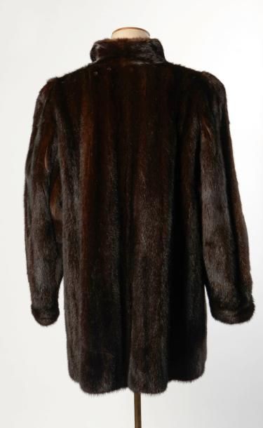 BRUNO GAINVILLE Vintage
VESTE en vison naturel...