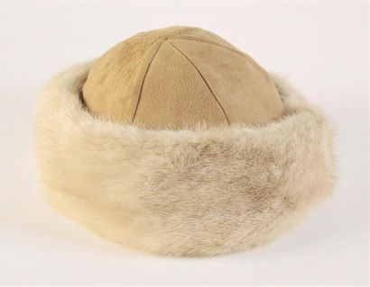 ANONYME Vintage 
TOQUE en peau camel et vison...