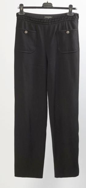 CHANEL
PANTALON d'inspiration jogging en...