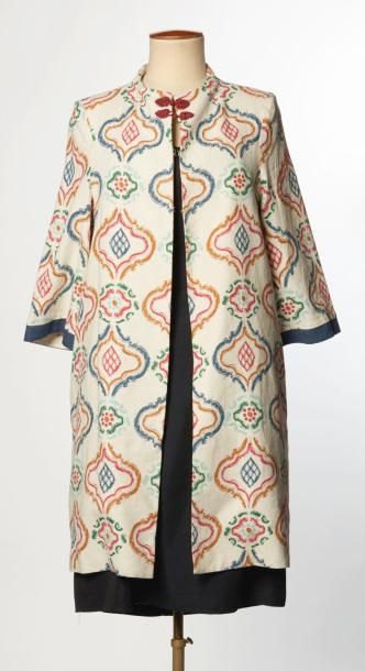 NINA RICCI EDITION, RIVERSIDE
ROBE évasée...