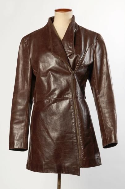 FOREST Vintage
ROBE-MANTEAU en buffle patiné...