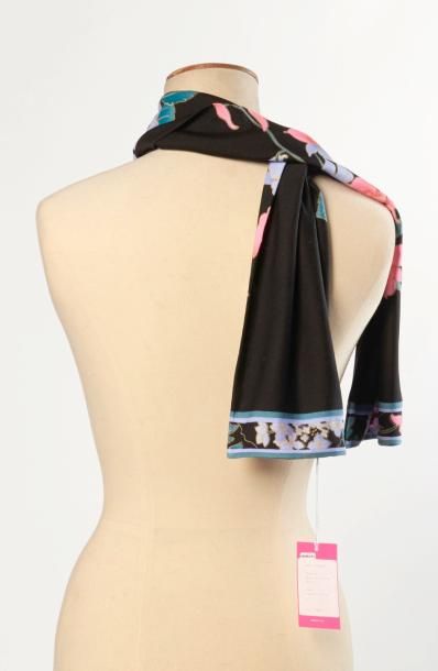 LEONARD vintage
ECHARPE en jersey de soie...